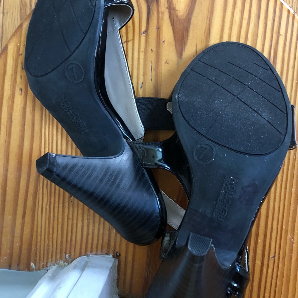 Glossy Black Heels - Picture 3 of 3